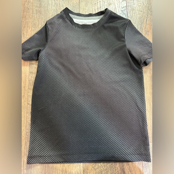 Toddler Boy 4/5 T T Shirt Bundle XS/S All In Motion Play Shirts - Picture 4 of 11